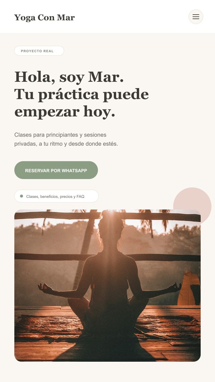 Vista móvil de la landing page Yoga Con Mar